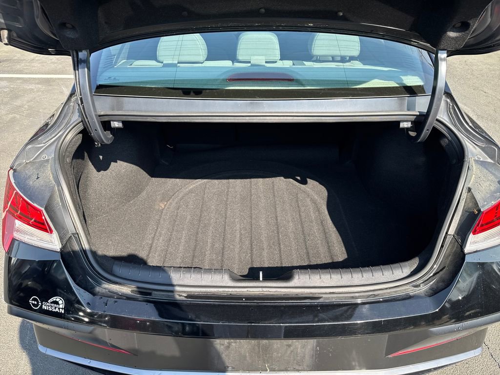 Used 2025 Hyundai Elantra SEL image 26