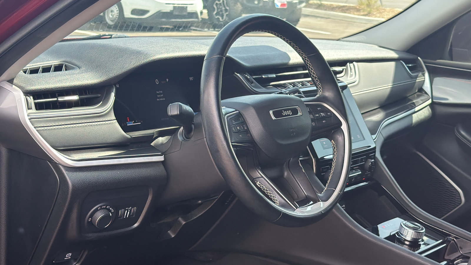 Certified 2022 Jeep Grand Cherokee L Laredo w/ Luxury Tech Group I RWD image 13