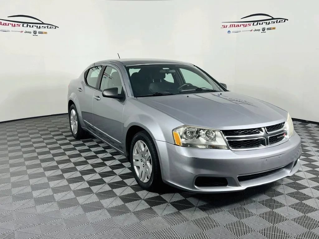 Used 2013 Dodge Avenger SE