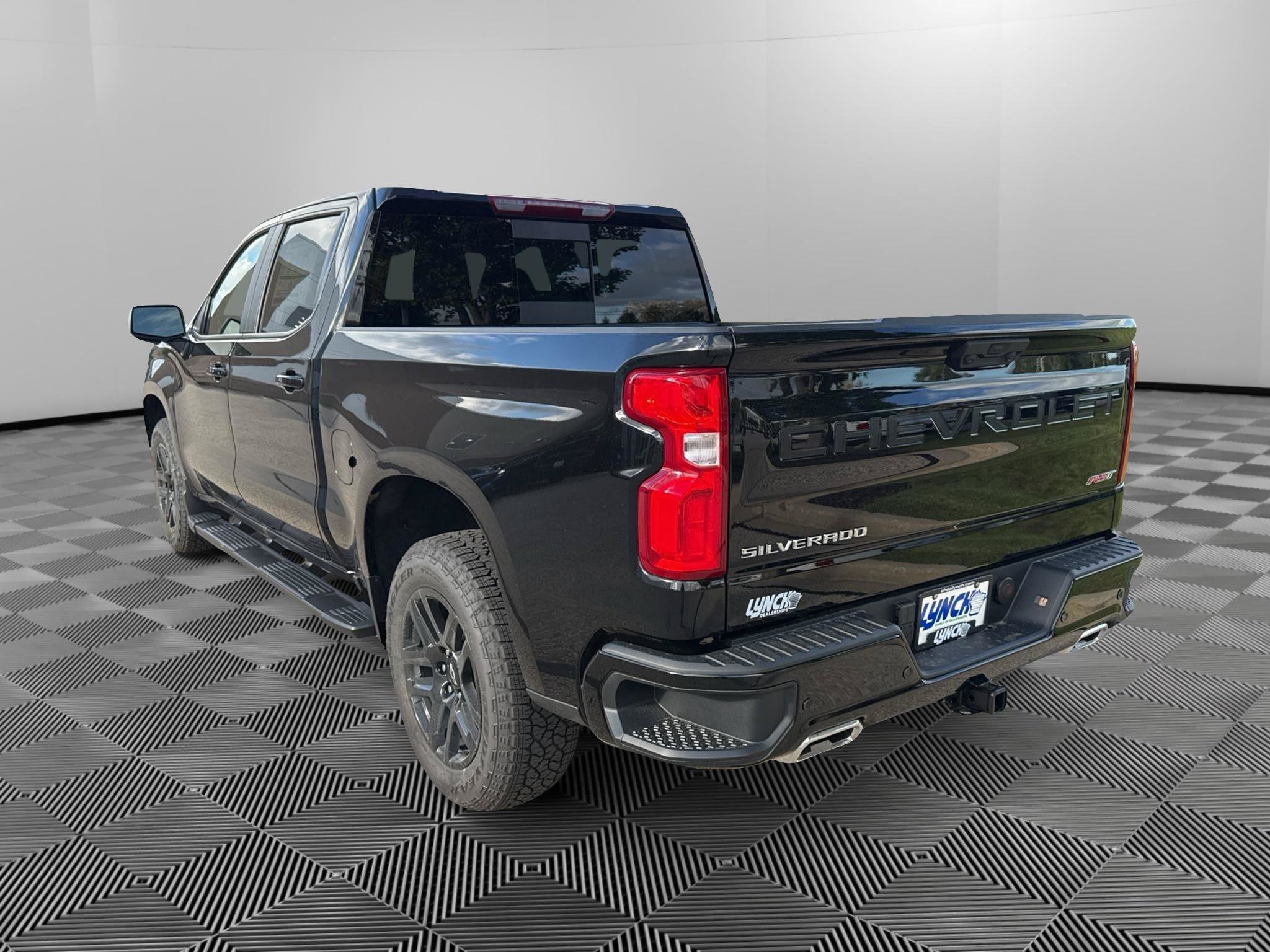 New 2026 Chevrolet Silverado 1500 RST w/ RST All Star Premium Package AWD/4WD image 3