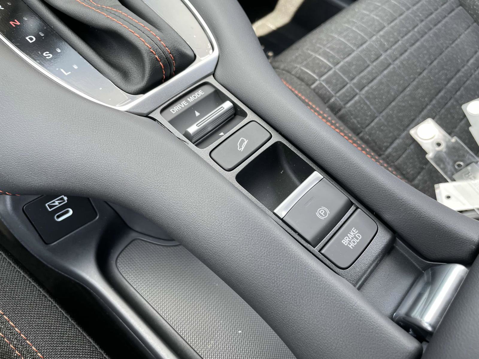 New 2025 Honda HR-V Sport image 18