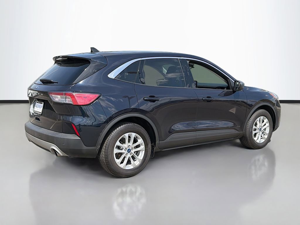 Used 2021 Ford Escape SE w/ Cold Weather Package image 8
