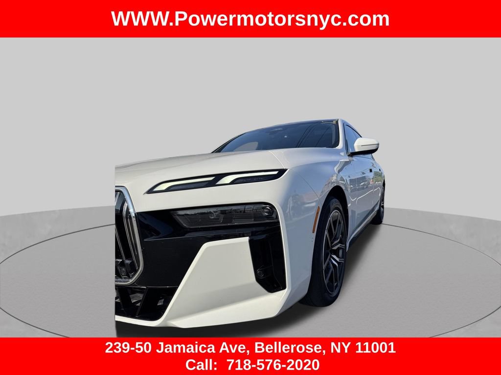 Used 2024 BMW 740i xDrive AWD/4WD image 11