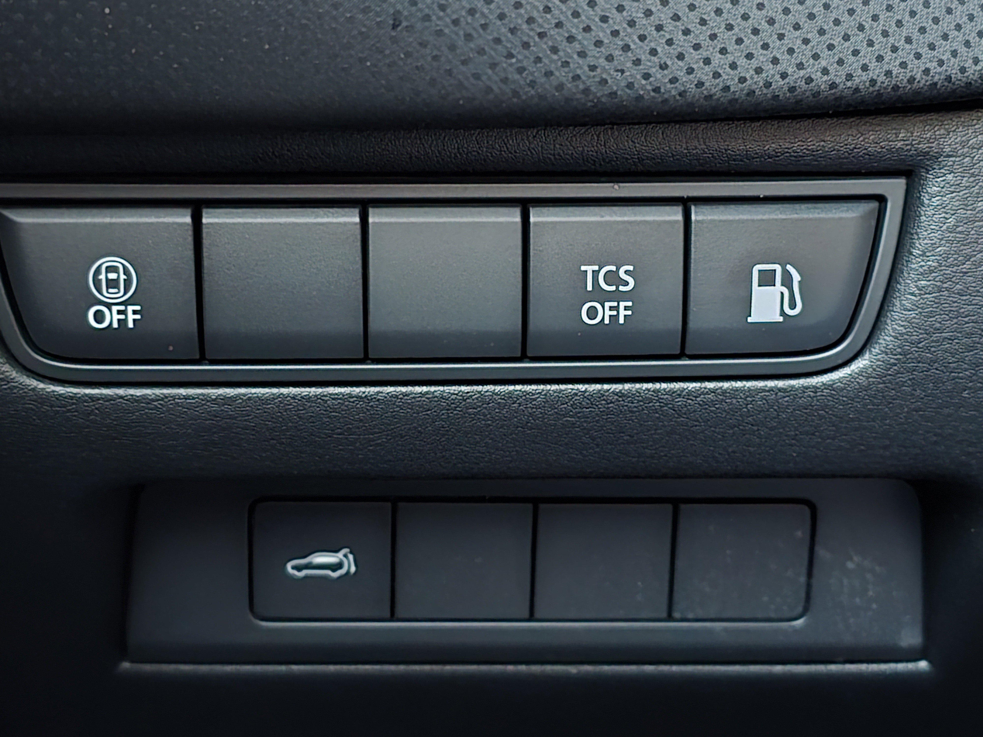 Used 2025 MAZDA CX-50 2.5 Hybrid w/ Preferred Pkg image 14