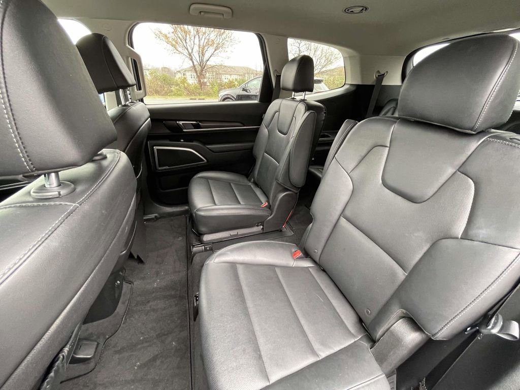 Certified 2023 Kia Telluride S image 22