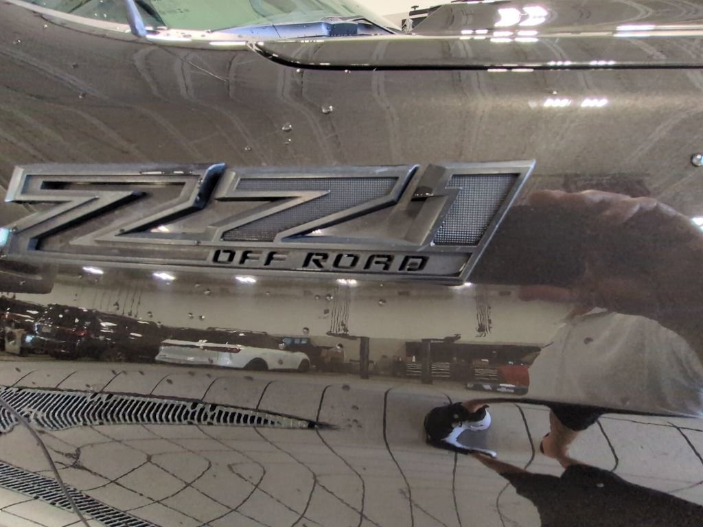 Used 2021 Chevrolet Silverado 1500 Custom Trail Boss w/ LPO, Dark Essentials Package image 16