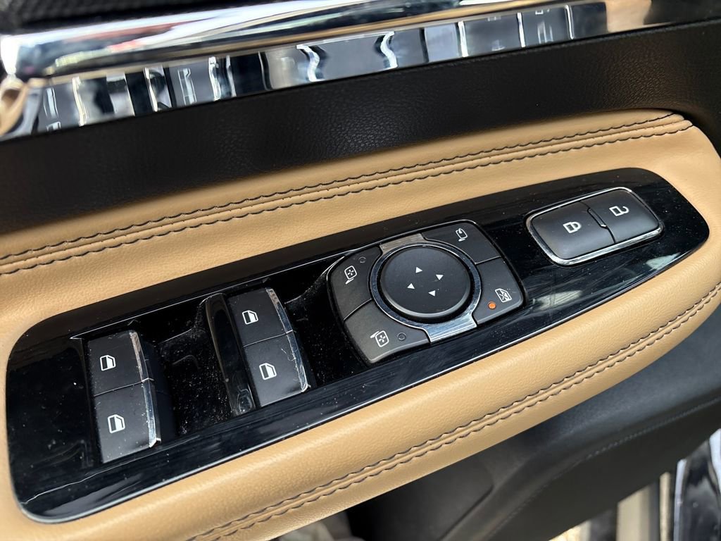 Used 2022 Lincoln Corsair Reserve w/ Equipment Group 201A image 14