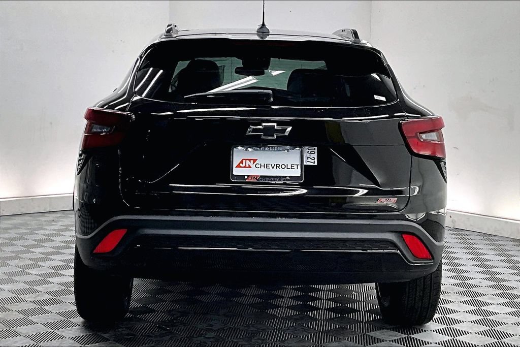 New 2026 Chevrolet Trax RS w/ Driver Confidence Package FWD image 3