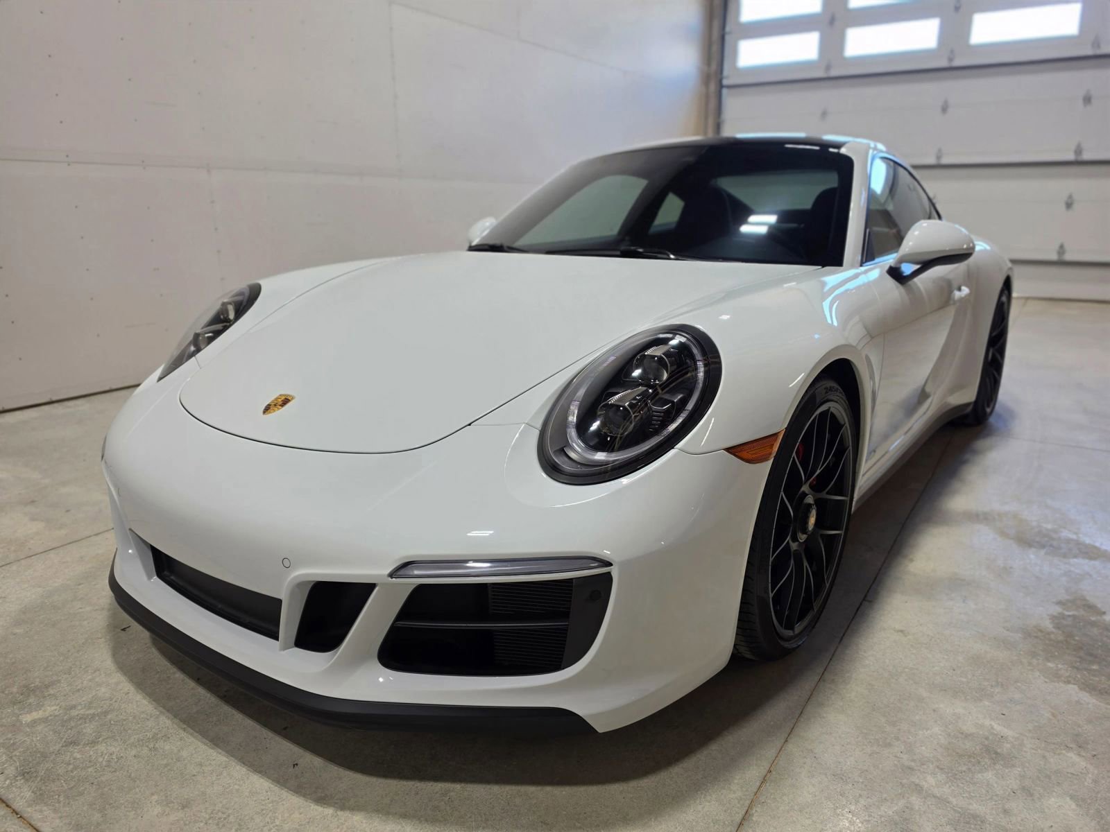Used 2019 Porsche 911 Carrera 4 GTS image 44