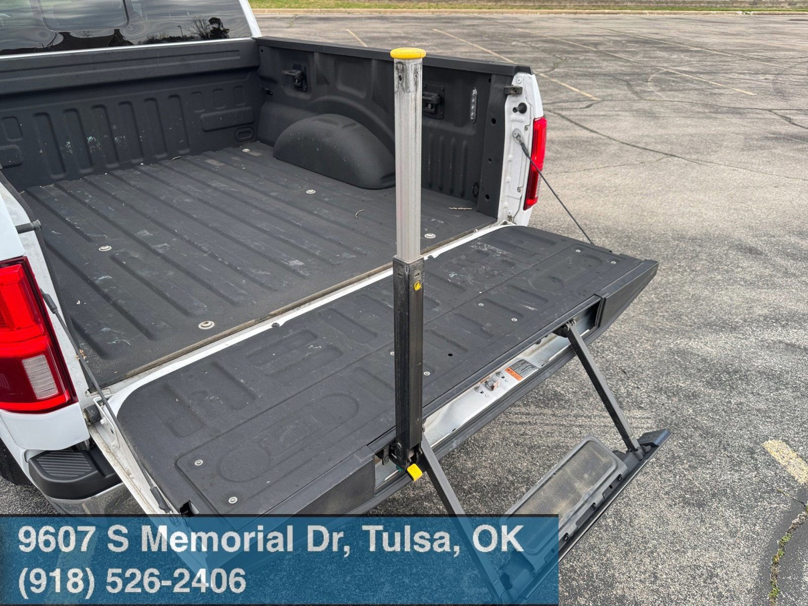 Certified 2019 Ford F150 Lariat image 17