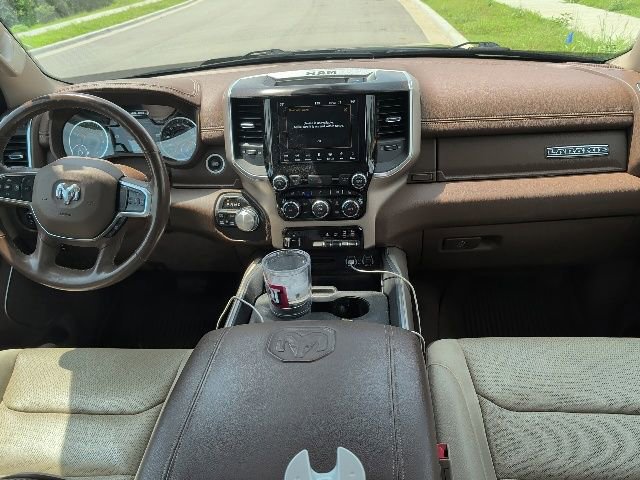 Used 2019 RAM 1500 Laramie AWD/4WD image 11