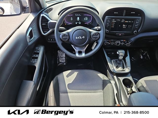 Certified 2025 Kia Soul LX FWD image 14