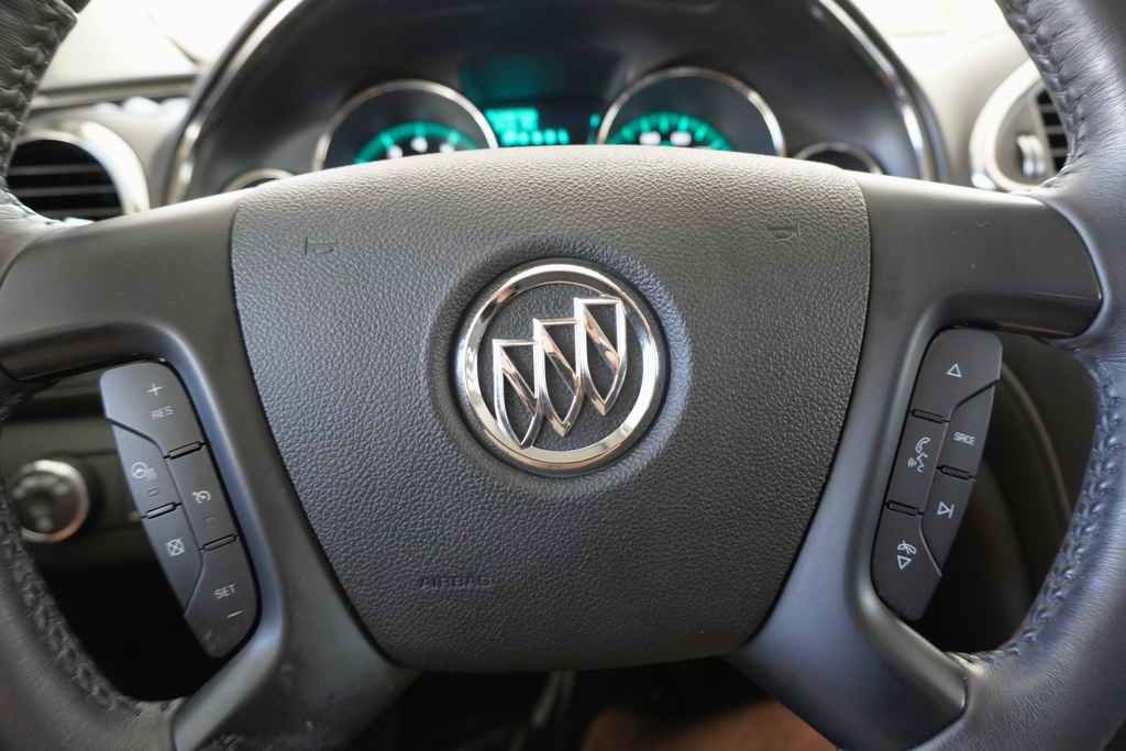 Used 2016 Buick Enclave Leather image 16