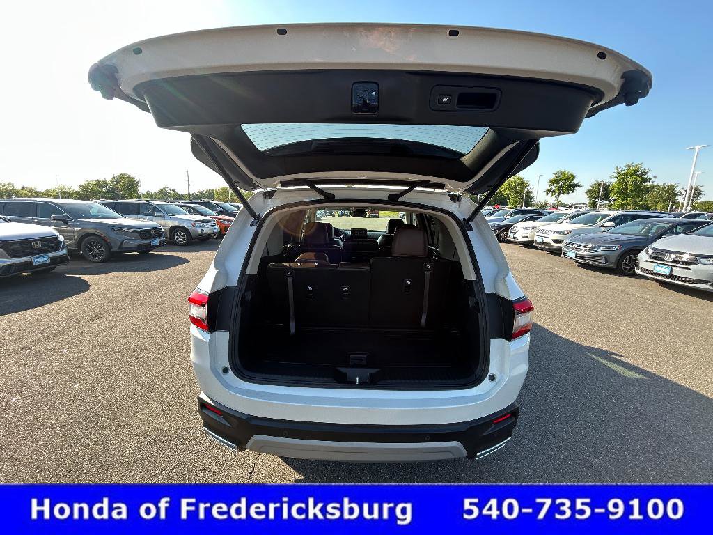 Certified 2025 Honda Pilot Elite image 12