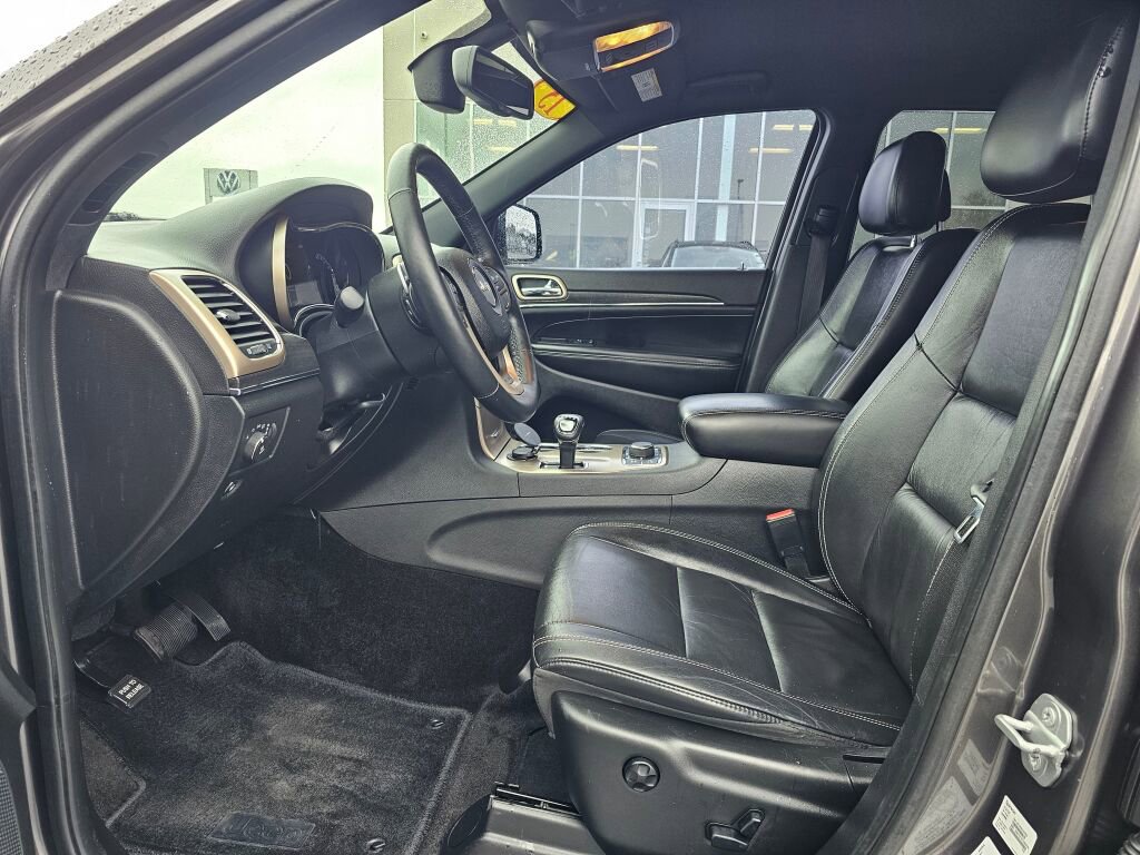Used 2015 Jeep Grand Cherokee Limited AWD/4WD image 11