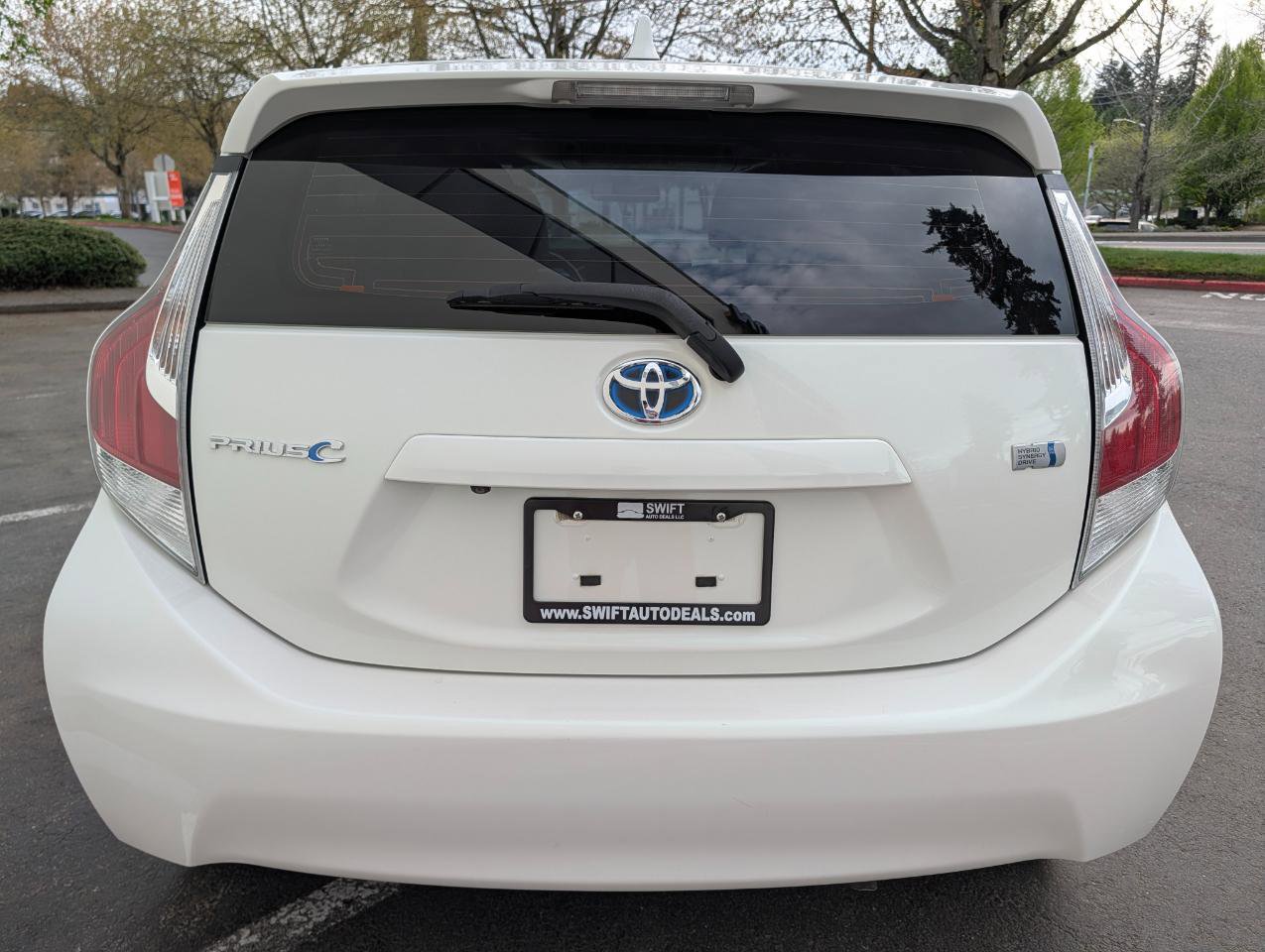 Used 2016 Toyota Prius C Four FWD image 5