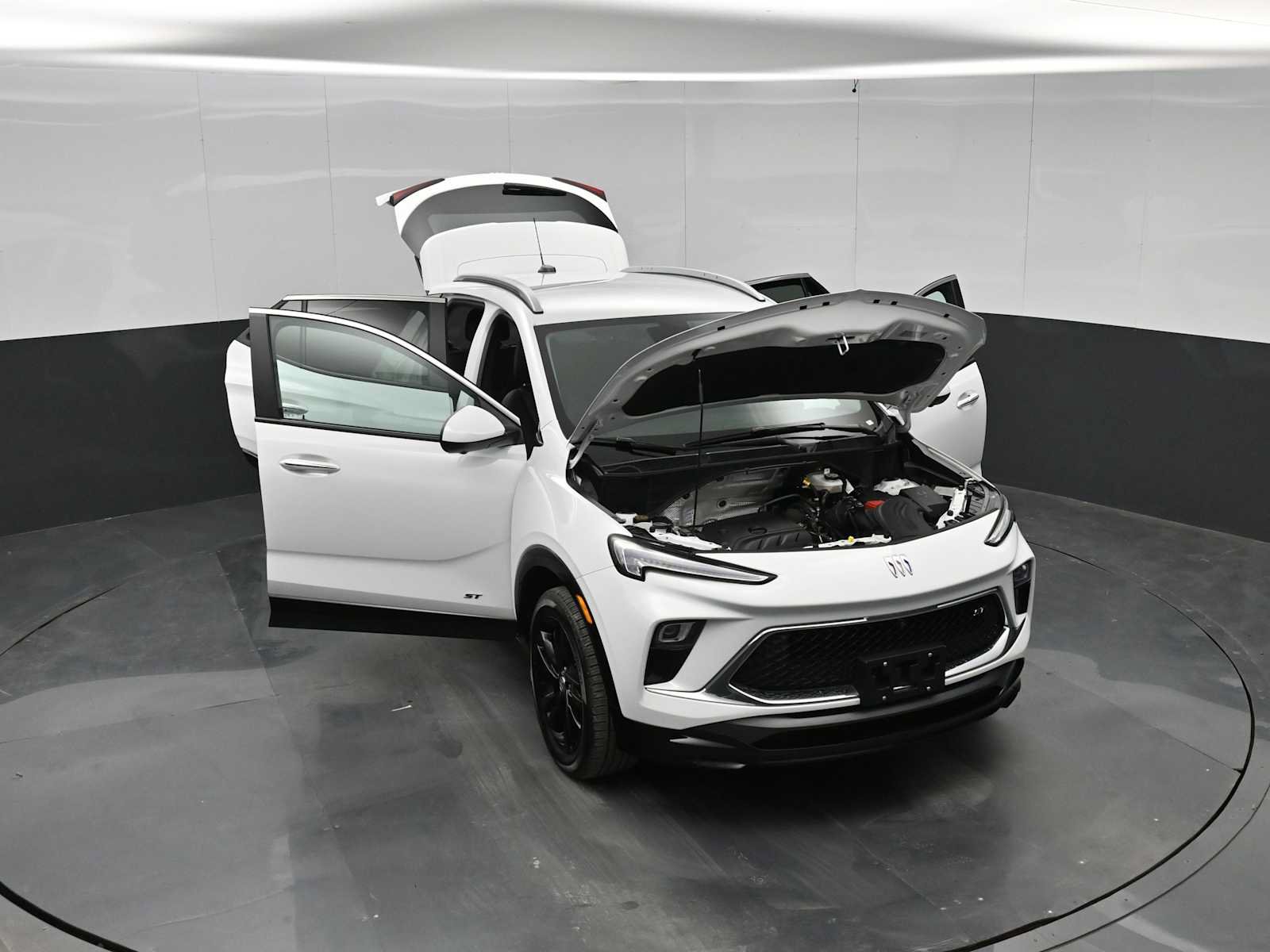 Used 2025 Buick Encore GX Sport Touring w/ Advanced Technology Package AWD/4WD image 40