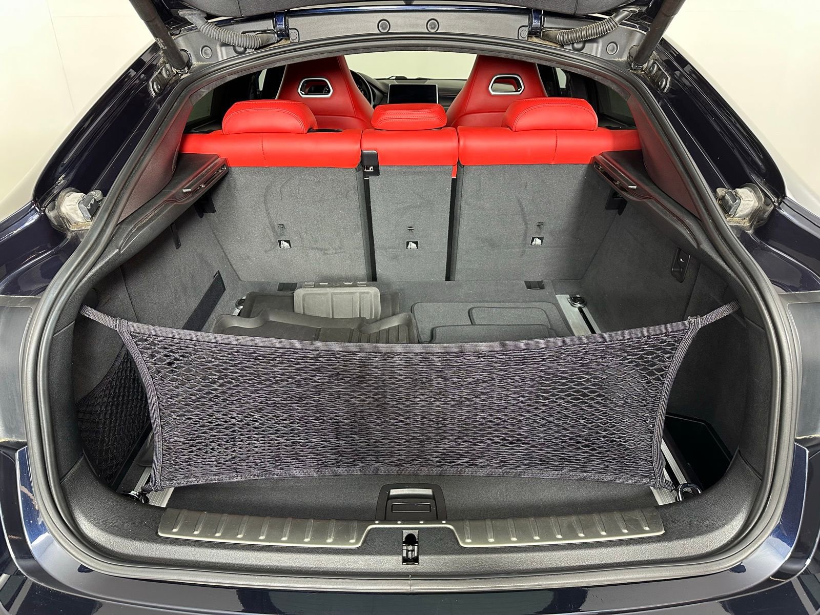 Used 2018 BMW X6 M AWD/4WD image 31