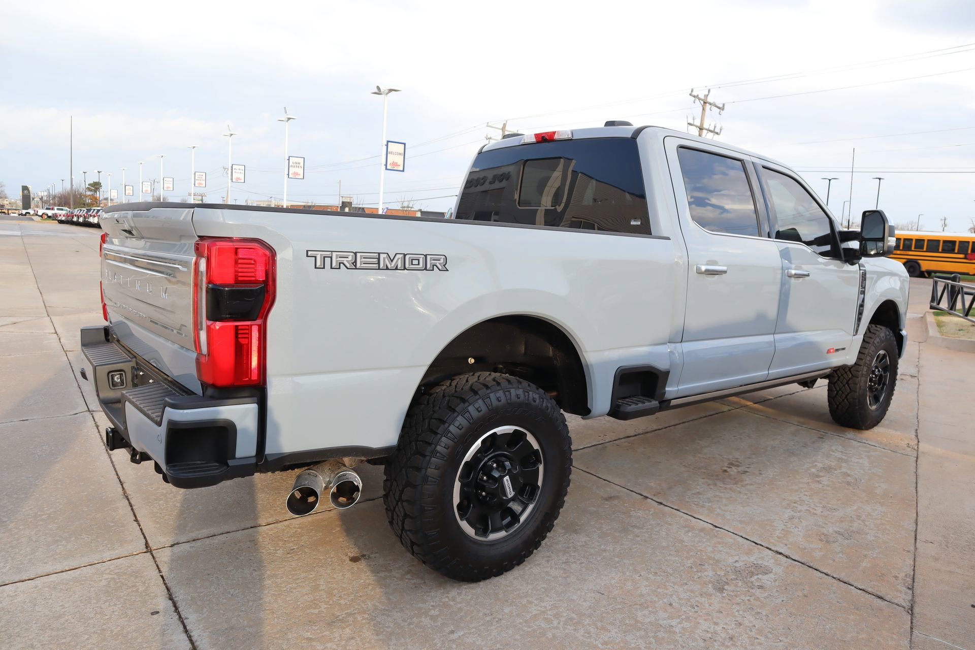 New 2026 Ford F250 Platinum w/ Platinum Plus Package image 24