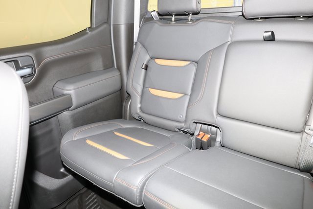 Used 2021 GMC Sierra 1500 AT4 w/ Technology Package image 12