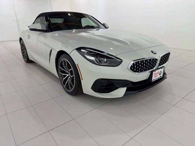 Used 2020 BMW Z4 sDrive30i image 9