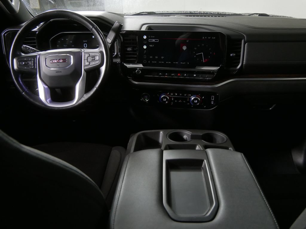 Used 2022 GMC Sierra 1500 SLE AWD/4WD image 17