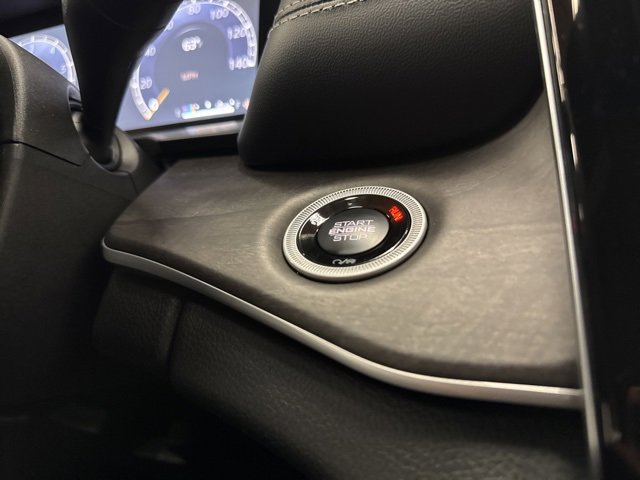 New 2025 Jeep Grand Cherokee Limited w/ Black Appearance Package image 13