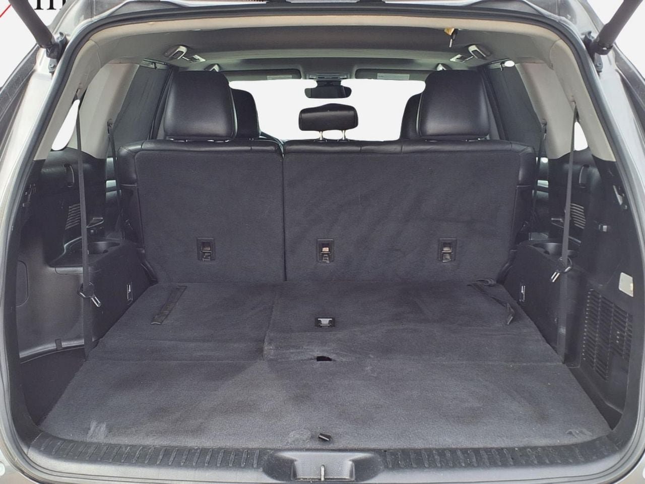 Used 2017 Toyota Highlander XLE FWD image 5