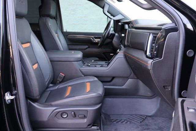 Used 2025 GMC Sierra 2500 AT4 w/ AT4 Premium Plus Package image 38