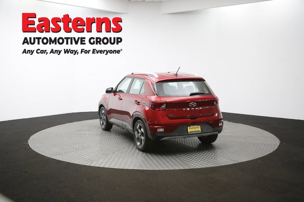Used 2024 Hyundai Venue SEL image 65