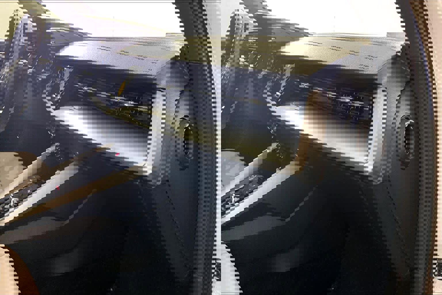 Used 2022 Audi A3 2.0T Premium Plus w/ Premium Plus Package image 15