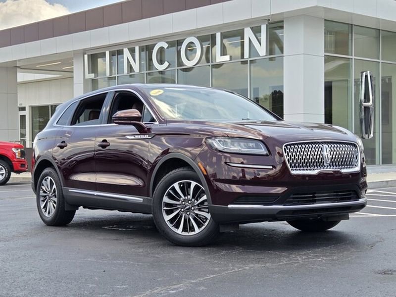 Used 2022 Lincoln Nautilus Reserve w/ Class II Trailer Tow Package FWD image 23