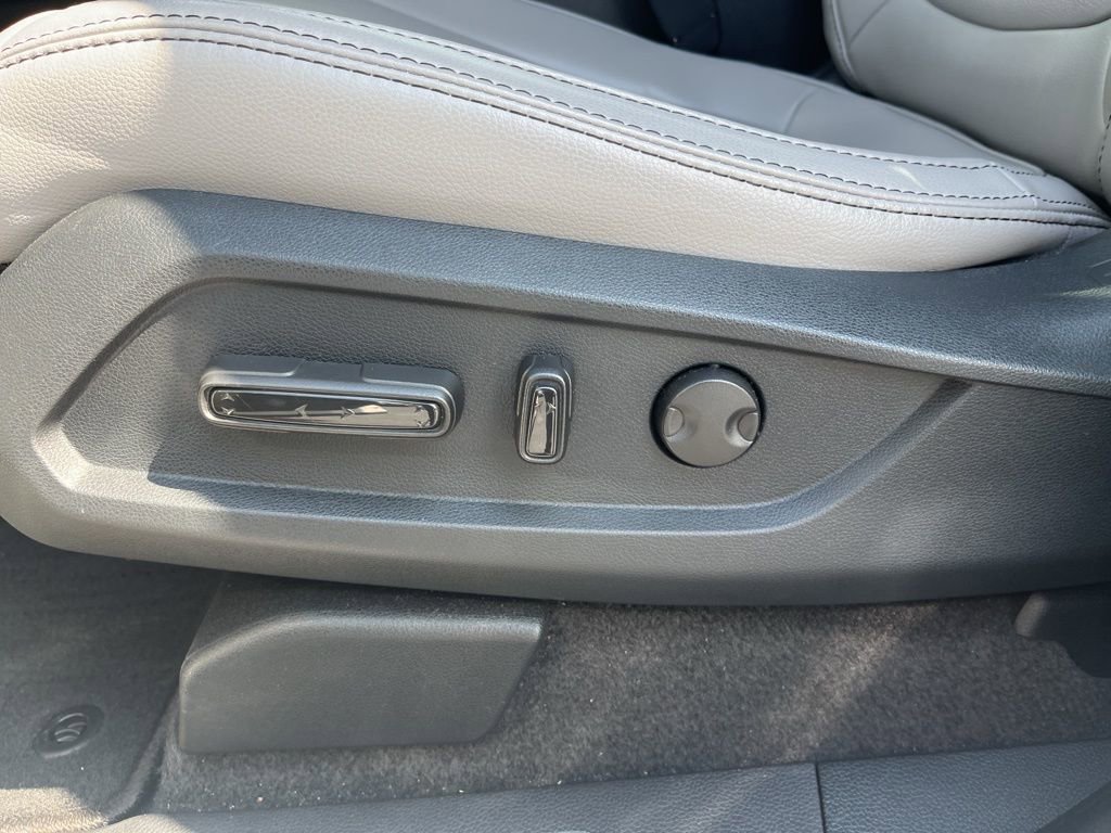 Used 2023 Honda Pilot EX-L image 19