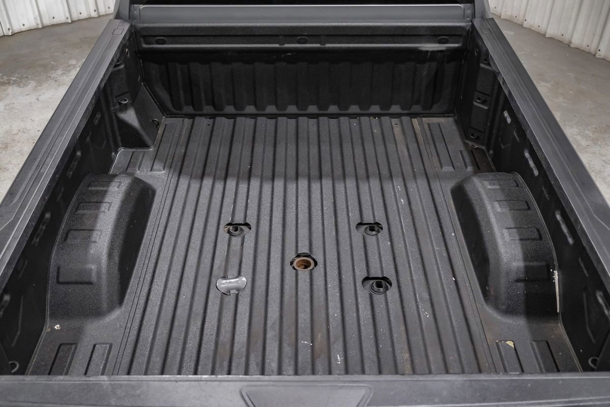 Used 2024 Chevrolet Silverado 2500 Custom w/ Custom Value Package AWD/4WD image 57