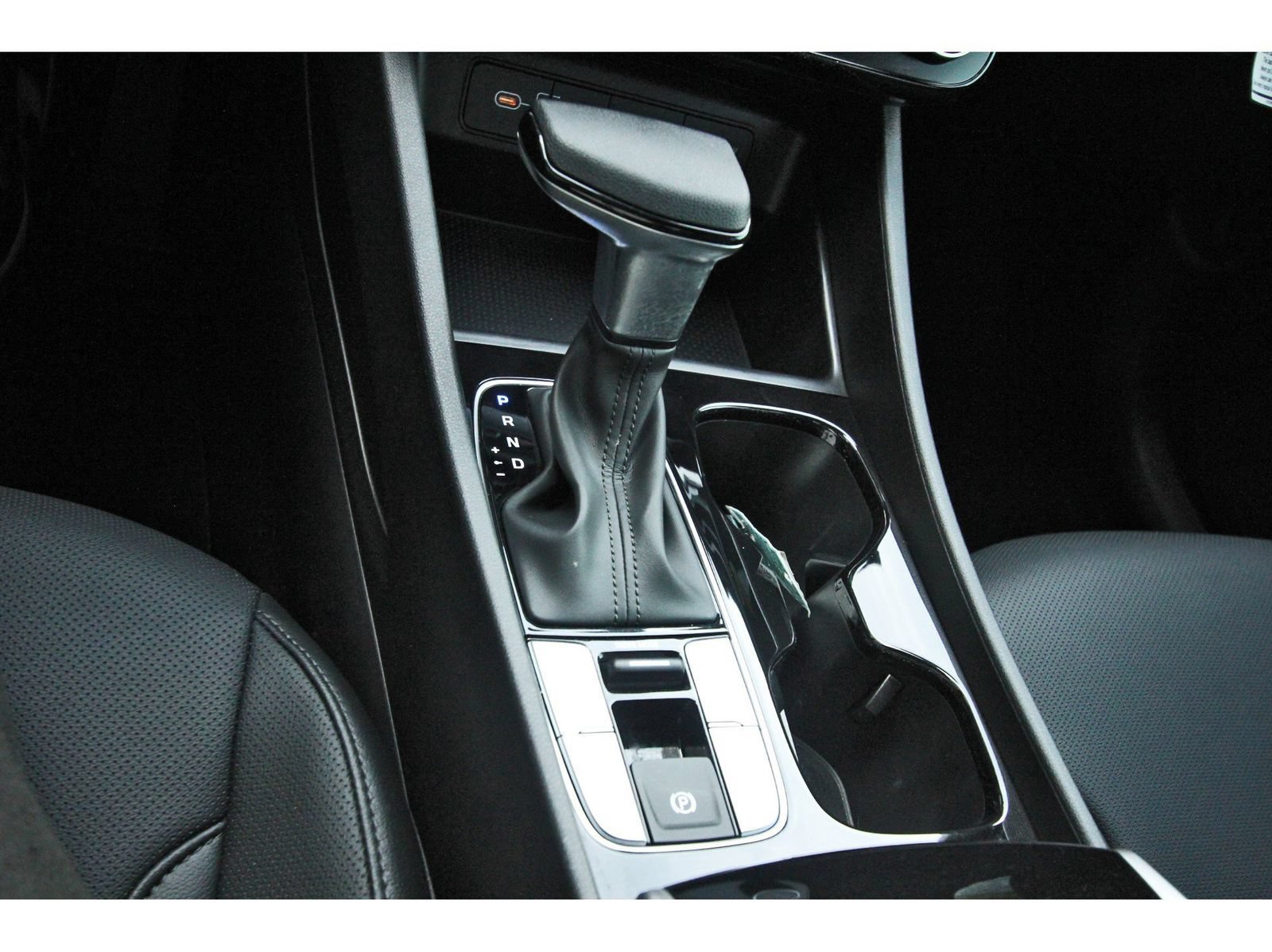 Certified 2026 Hyundai Santa Cruz SEL FWD image 26