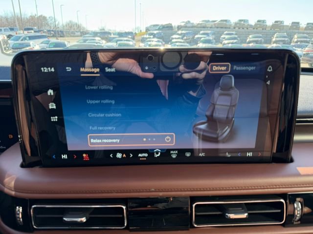 Used 2025 Lincoln Aviator Reserve w/ Equipment Group 201A image 33