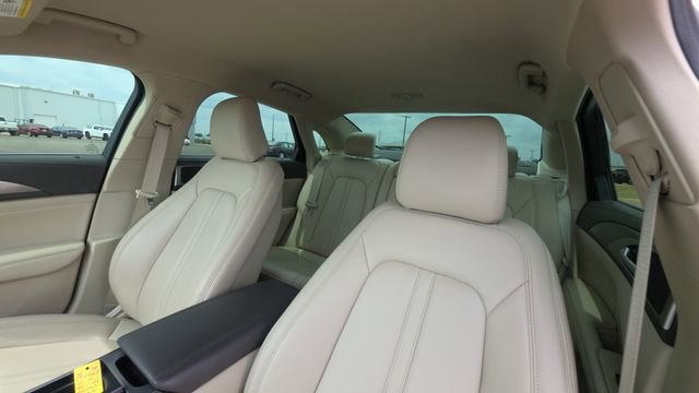 Used 2020 Lincoln MKZ w/ Convenience Package image 14