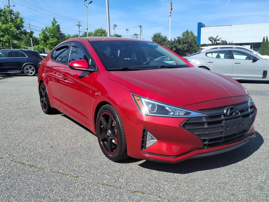 Used 2020 Hyundai Elantra SE FWD image 3