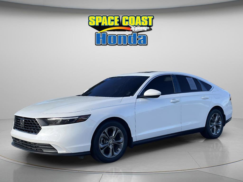 Used 2024 Honda Accord EX image 3