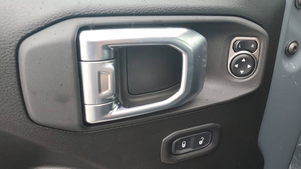 New 2026 Jeep Gladiator Sport image 20