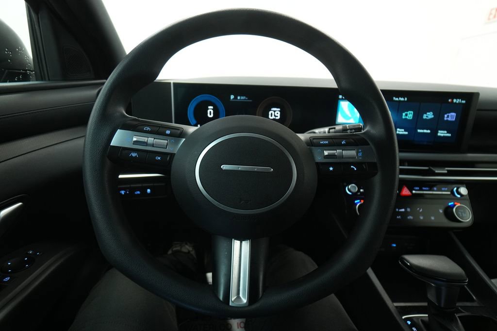 Used 2025 Hyundai Santa Cruz SEL image 35