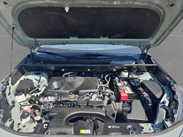 Used 2021 Toyota RAV4 XLE Premium FWD image 33