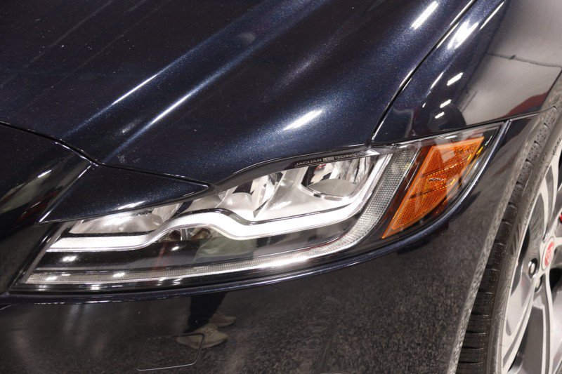 Used 2018 Jaguar XF First Edition AWD/4WD image 14