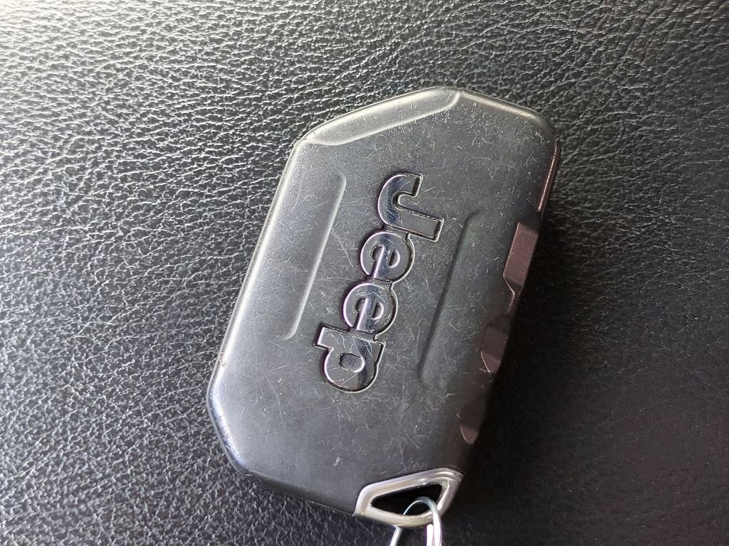 Used 2021 Jeep Wrangler Unlimited Sport image 27