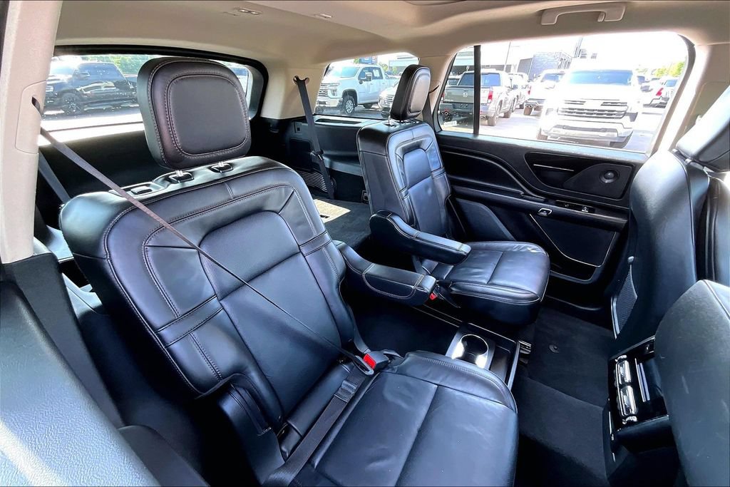 Used 2024 Lincoln Aviator Reserve AWD/4WD image 26