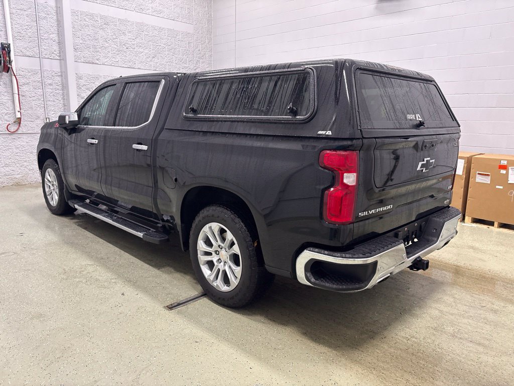 Used 2024 Chevrolet Silverado 1500 LTZ AWD/4WD image 7
