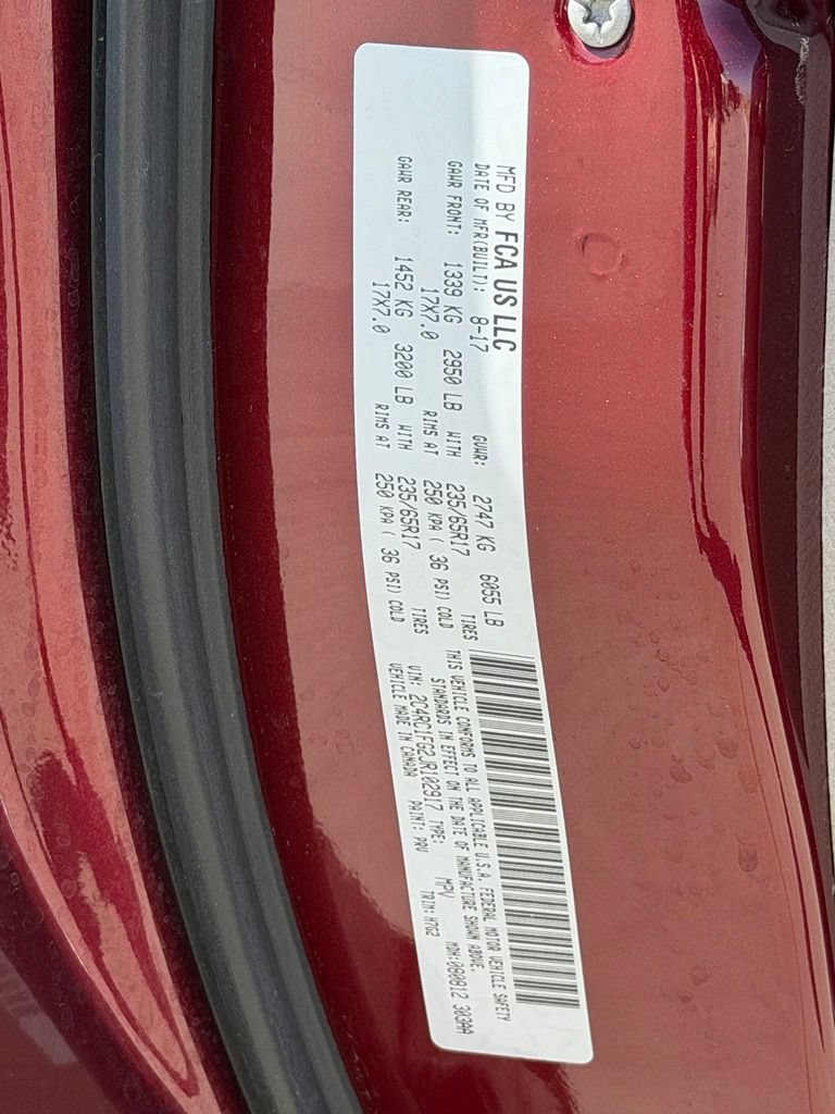 Used 2018 Chrysler Pacifica Touring Plus FWD image 35