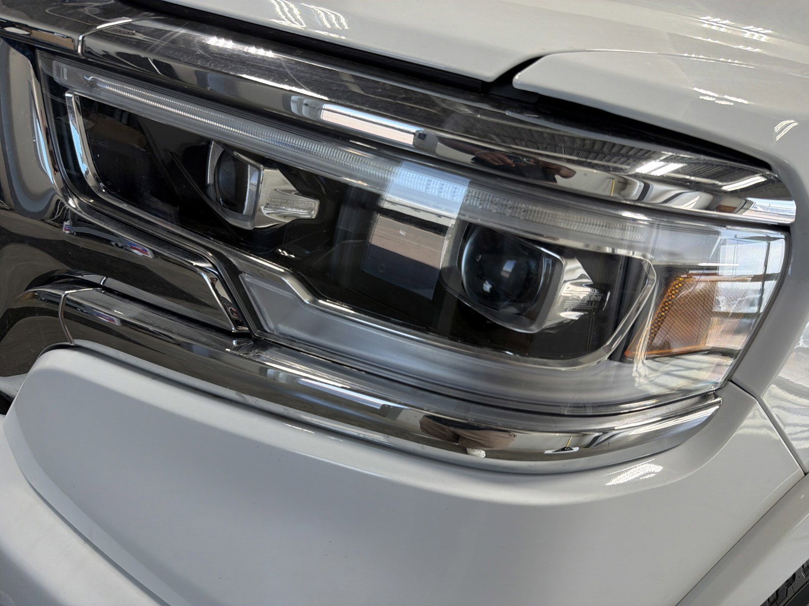 Used 2022 RAM 1500 Limited w/ Body Color Bumper Group image 16