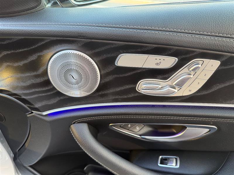 Used 2019 Mercedes-Benz E 300 4MATIC image 37