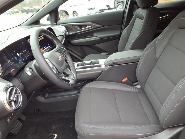 New 2026 Chevrolet Equinox EV LT w/ Comfort Package FWD image 5